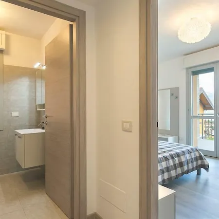 Hills | Lakeview Apartment Baveno